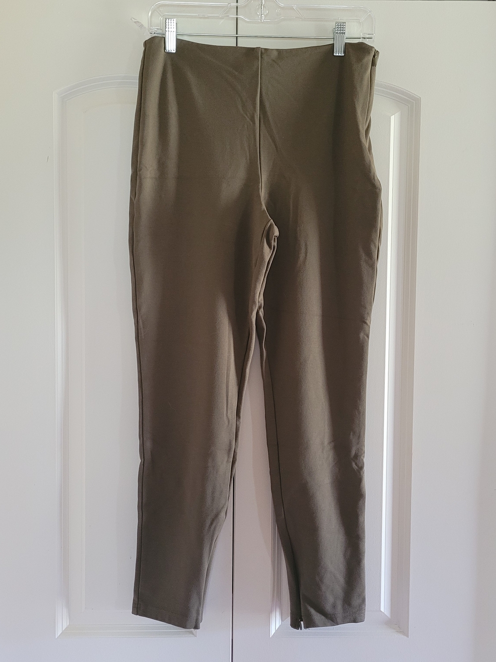 Fabletics Olive Green Womens Panta.